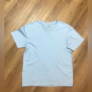 Mens large baby blue short sleeve t-shirt